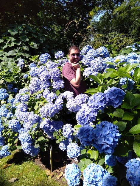 978